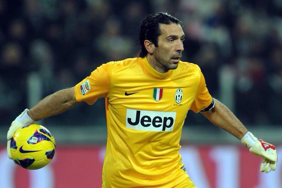 体育法网：郑钦文1-2普汀塞娃 止步第二轮