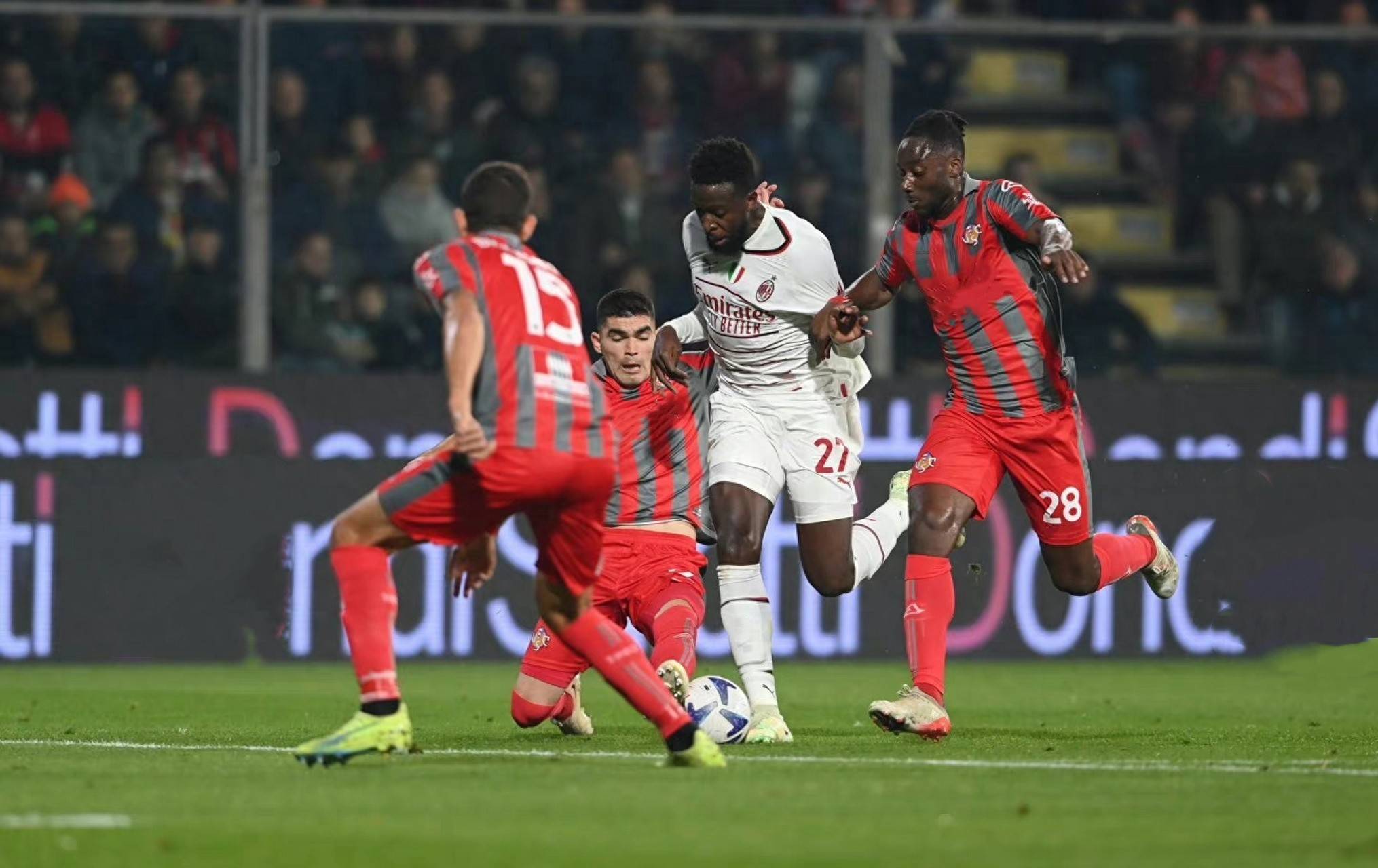 进攻乏力的 进攻乏力的